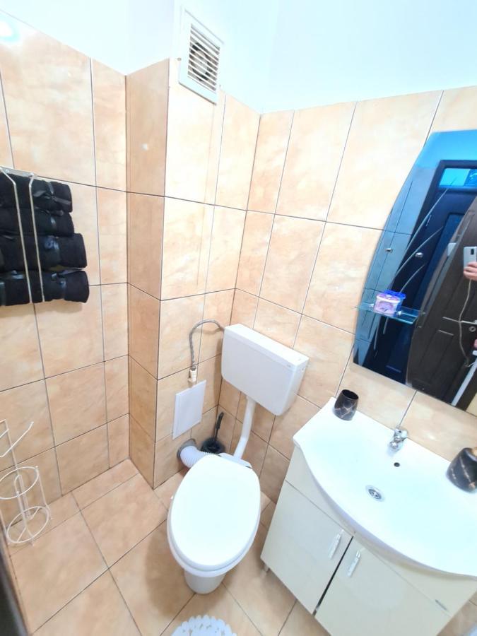 Garsoniera Privata Bed & Breakfast Bucharest Luaran gambar