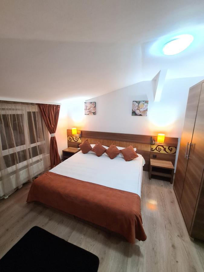 Garsoniera Privata Bed & Breakfast Bucharest Luaran gambar